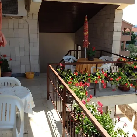 Pensionat In With Balcony, Air Conditioning, Wifi 5188-4 *