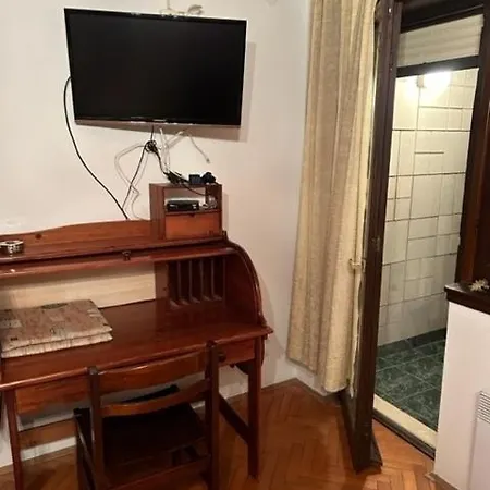 Pensionat In With Balcony, Air Conditioning, Wifi 5188-4