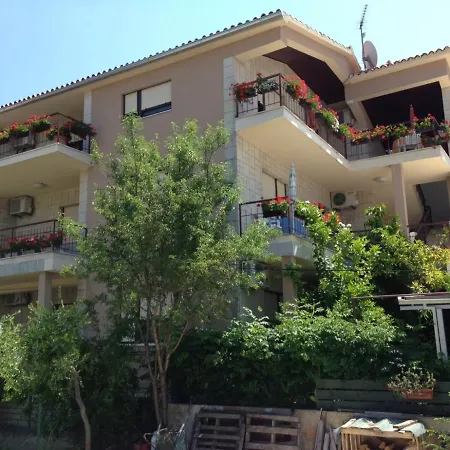 In With Balcony, Air Conditioning, Wifi 5188-4
