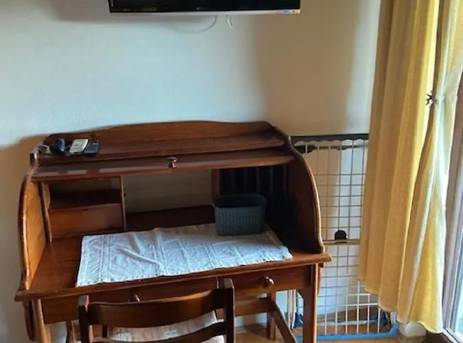 In With Balcony, Air Conditioning, Wifi 5188-4