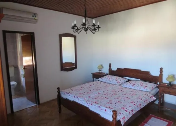 In With Balcony, Air Conditioning, Wifi 5188-4 Sukošan