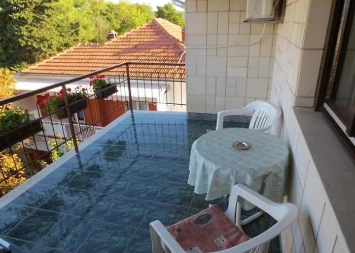 게스트하우스 In With Balcony, Air Conditioning, Wifi 5188-4 *